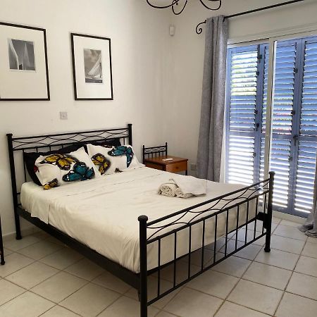 Limnaria Villas Sunny Garden Apartment Paphos Exterior photo